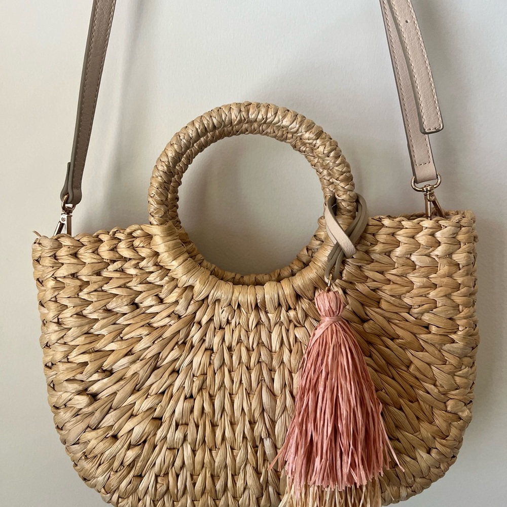 Straw Tote Bag with Pink Tassel